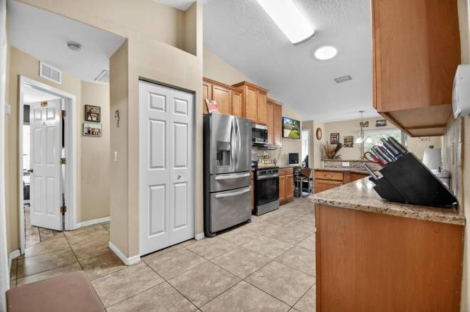 203 Frontier Dr, Palm Coast, FL 32137