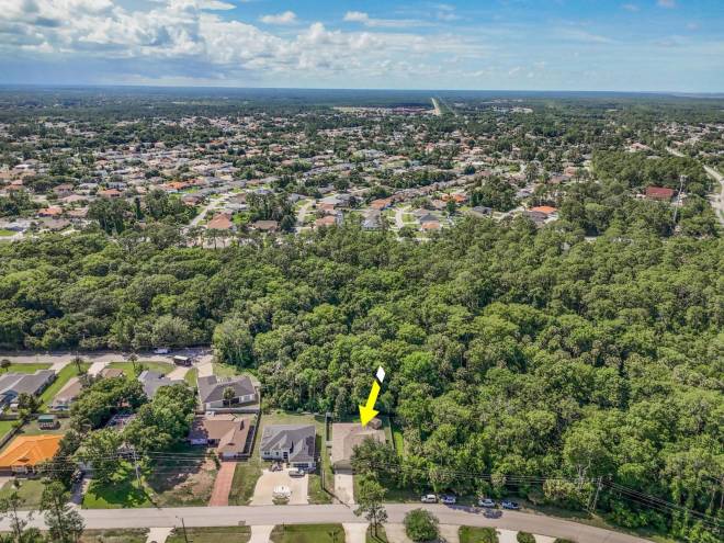 203 Frontier Dr, Palm Coast, FL 32137