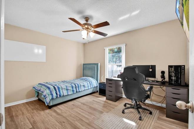 203 Frontier Dr, Palm Coast, FL 32137