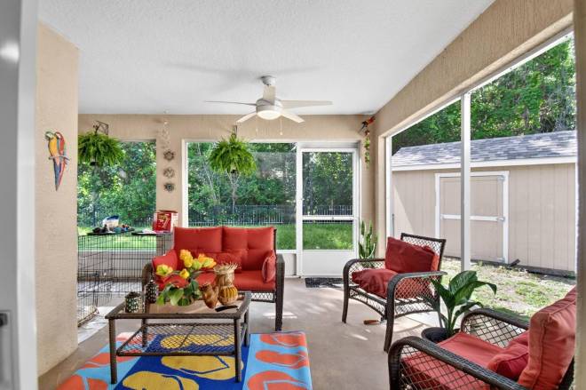 203 Frontier Dr, Palm Coast, FL 32137