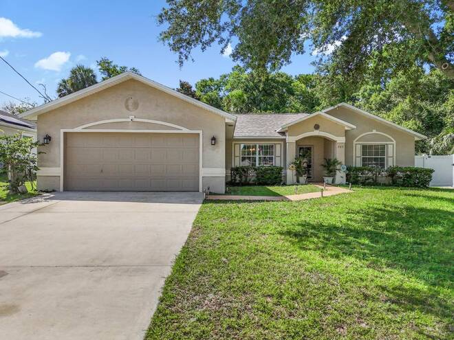 203 Frontier Dr, Palm Coast, FL 32137