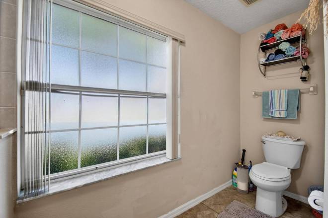 203 Frontier Dr, Palm Coast, FL 32137