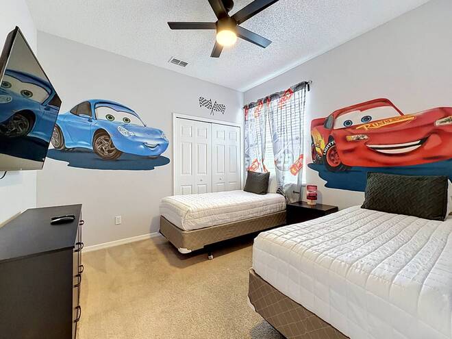 844 Montana Avenue, Davenport, FL 33897