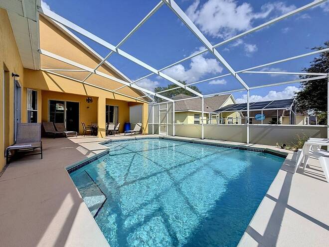844 Montana Avenue, Davenport, FL 33897