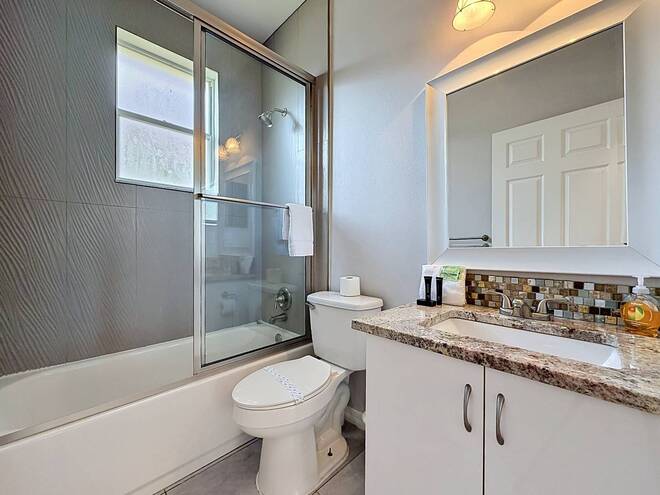 844 Montana Avenue, Davenport, FL 33897