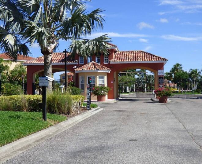 312 11th E Ave, Palmetto, FL 34221