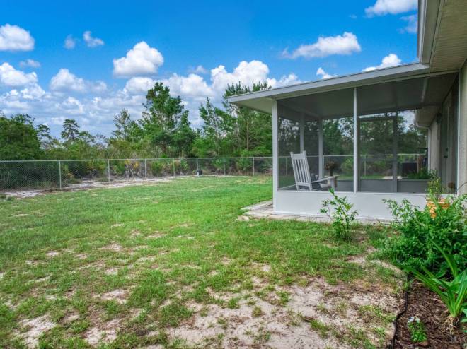 3035 Peach Tree Dr, Lake Placid, FL 33852