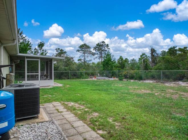 3035 Peach Tree Dr, Lake Placid, FL 33852