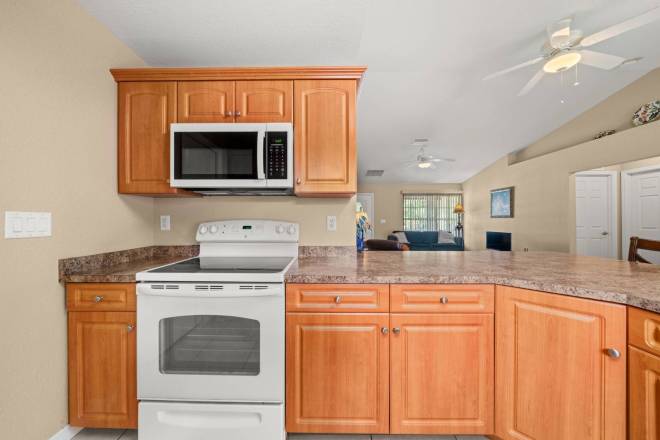 3035 Peach Tree Dr, Lake Placid, FL 33852