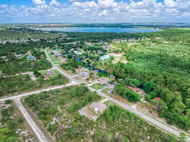 3035 Peach Tree Dr, Lake Placid, FL 33852