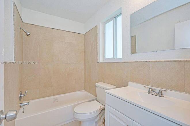 2000 SW 95th Ter, Miramar, FL 33025