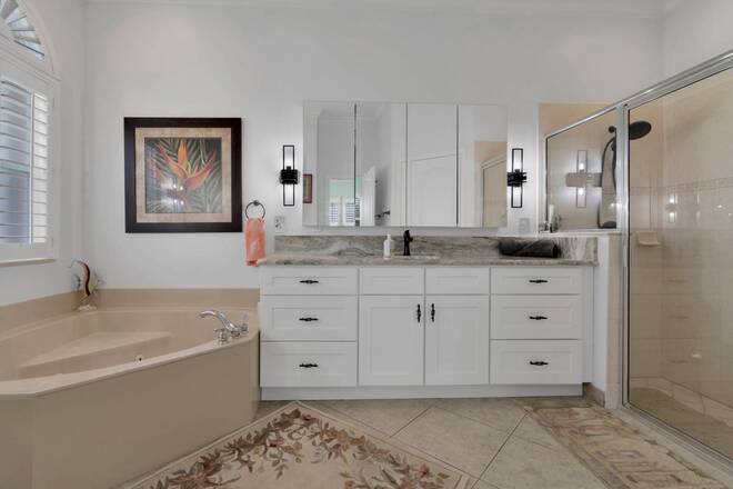 5411 Place Lake Dr, Fort Pierce, FL 34951