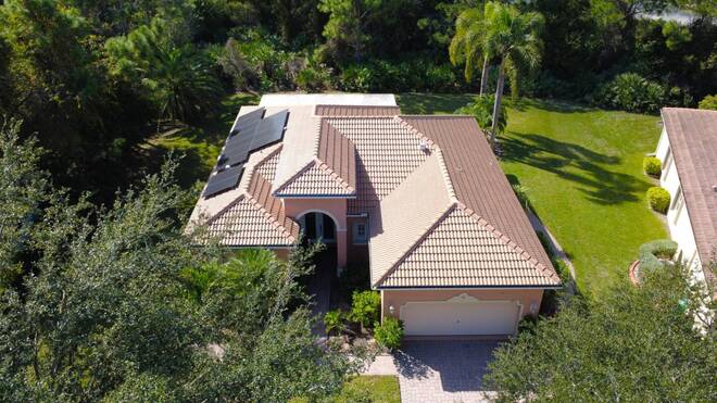 5411 Place Lake Dr, Fort Pierce, FL 34951