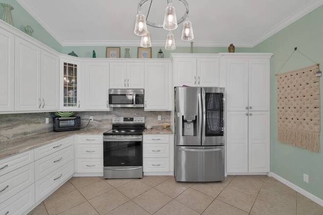 5411 Place Lake Dr, Fort Pierce, FL 34951