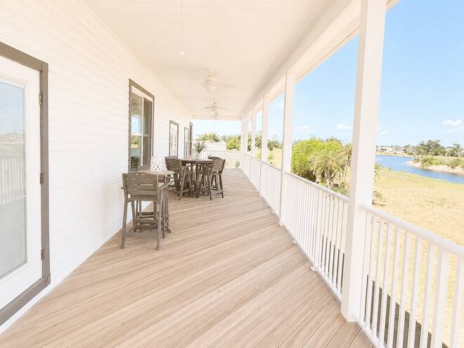 914 Birdie Way, Apollo Beach, FL 33572