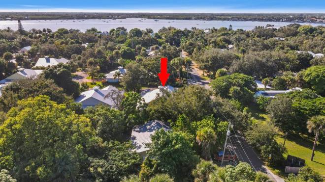 965 SW Flora Belle Lane, Stuart, FL 34994