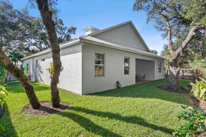 965 SW Flora Belle Lane, Stuart, FL 34994