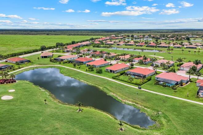 18725 Lake Hammock Dr, Naples, FL 34114