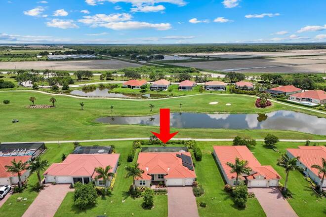 18725 Lake Hammock Dr, Naples, FL 34114