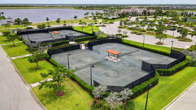 1201 Harvester Crossing, Loxahatchee, FL 33470
