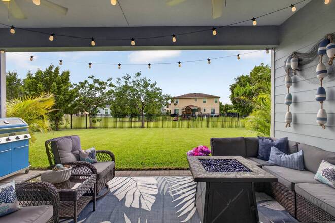 1201 Harvester Crossing, Loxahatchee, FL 33470