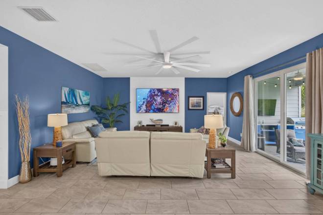 1201 Harvester Crossing, Loxahatchee, FL 33470