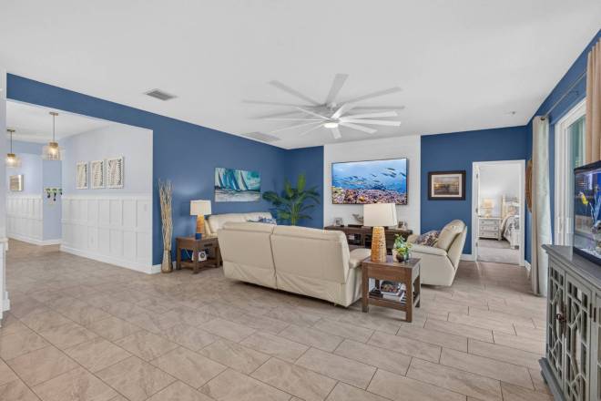 1201 Harvester Crossing, Loxahatchee, FL 33470