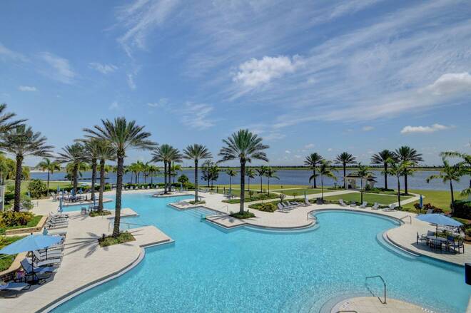 1201 Harvester Crossing, Loxahatchee, FL 33470