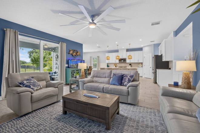 1201 Harvester Crossing, Loxahatchee, FL 33470