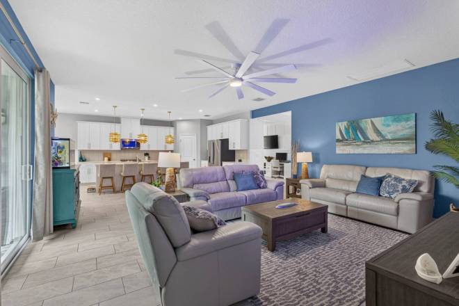 1201 Harvester Crossing, Loxahatchee, FL 33470