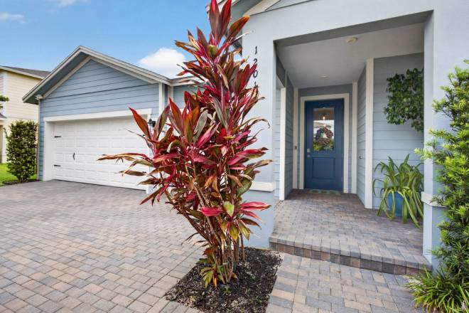 1201 Harvester Crossing, Loxahatchee, FL 33470