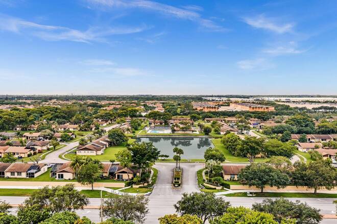 9551  W Heather Lane, Miramar, FL 33025