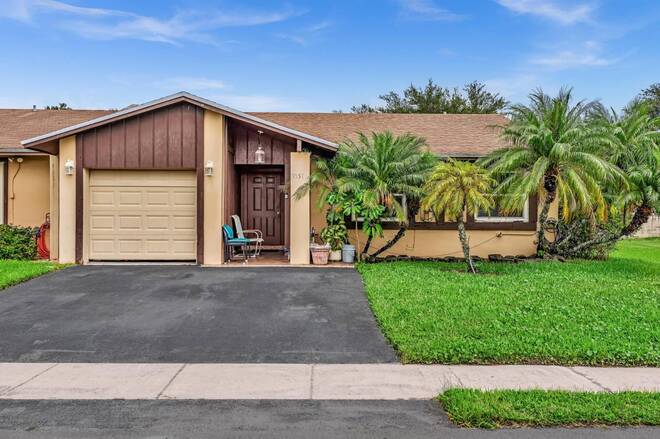 9551  W Heather Lane, Miramar, FL 33025