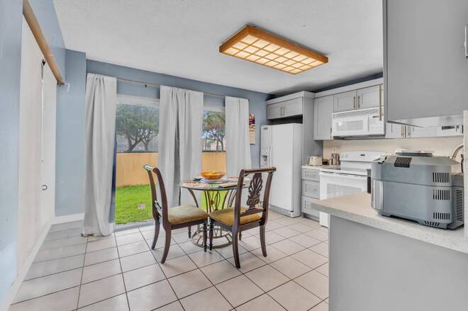 9551  W Heather Lane, Miramar, FL 33025