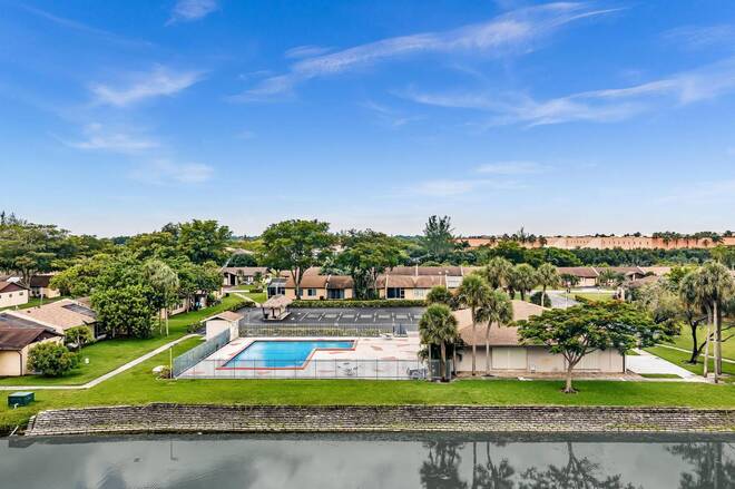 9551  W Heather Lane, Miramar, FL 33025