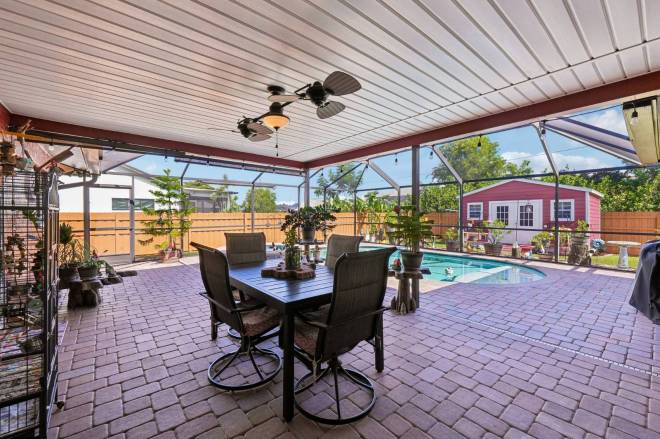 139  SE 30th St, Cape Coral, FL 33904