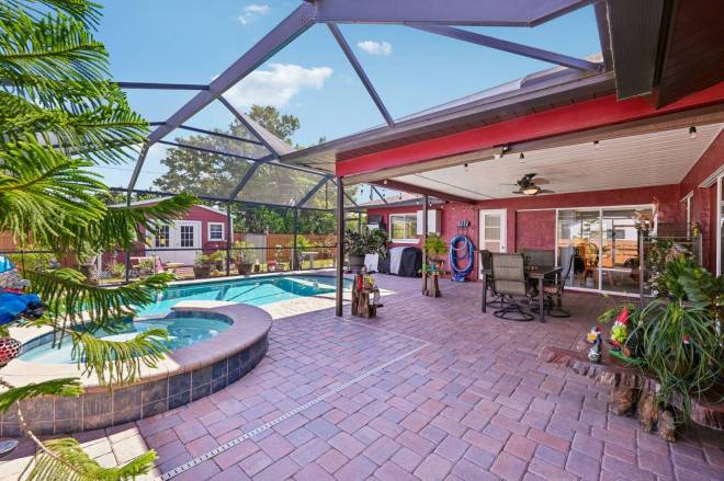 139  SE 30th St, Cape Coral, FL 33904
