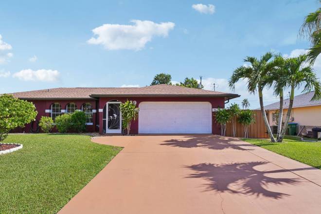 139  SE 30th St, Cape Coral, FL 33904