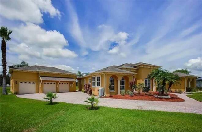 2120  Bunker View Ct, Kissimmee, FL 34746