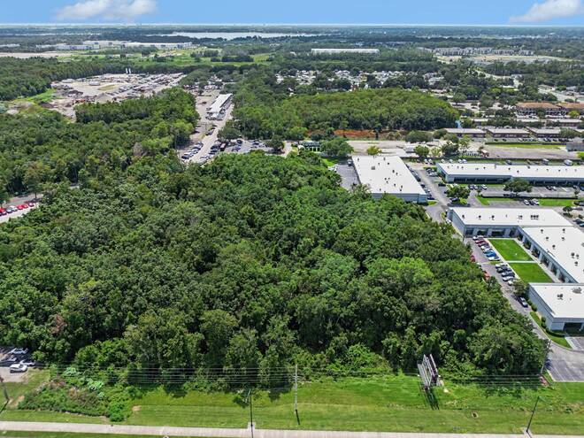 6000 S Semoran Blvd, Orlando, FL 32822