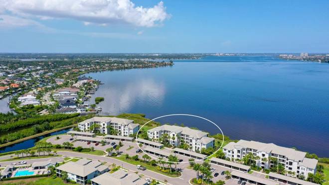 910 Tidewater Shores Loop, #103, Bradenton, FL 34208
