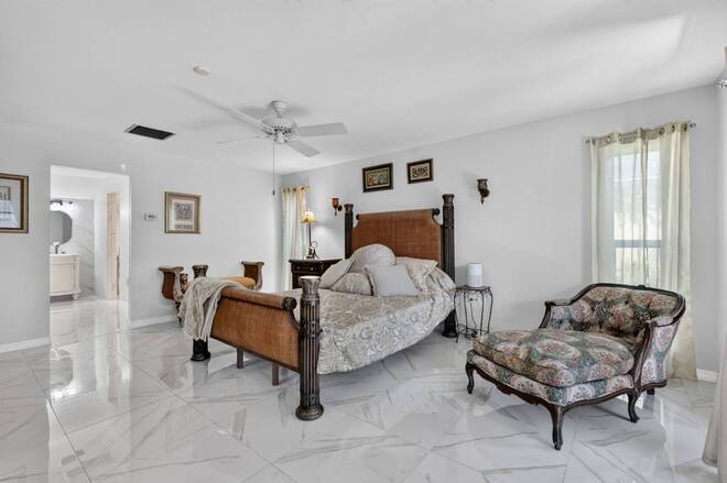 21 Townhill Dr, Eustis, FL 32726