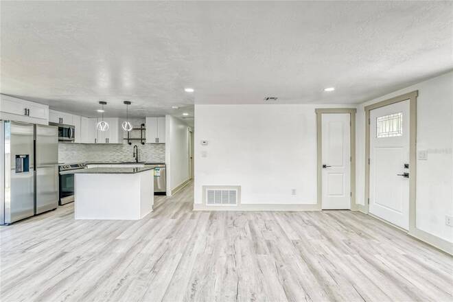 1300 Melonwood, Clearwater, FL 33759