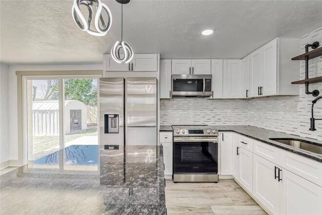 1300 Melonwood, Clearwater, FL 33759