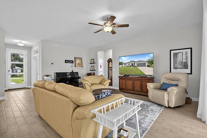 30  Poplar Drive, Palm Coast, FL 32164