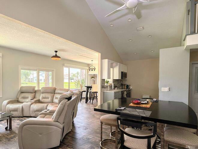 525 Twin Lakes Dr, Titusville, FL 32780