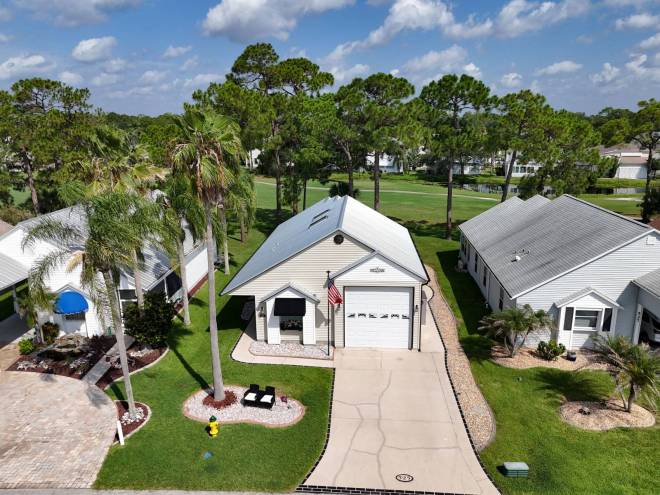 525 Twin Lakes Dr, Titusville, FL 32780