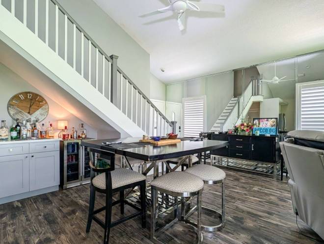 525 Twin Lakes Dr, Titusville, FL 32780
