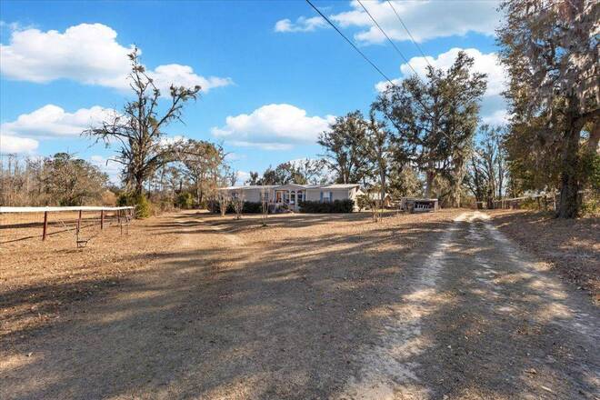 1914 SW Jim Clark Rd, Madison, FL 32340