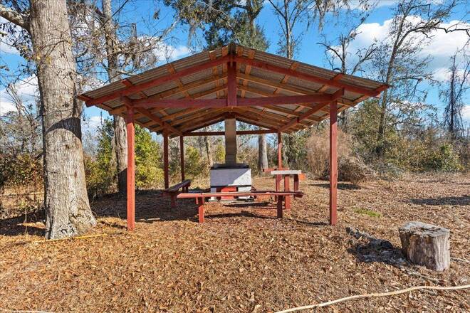 1914 SW Jim Clark Rd, Madison, FL 32340